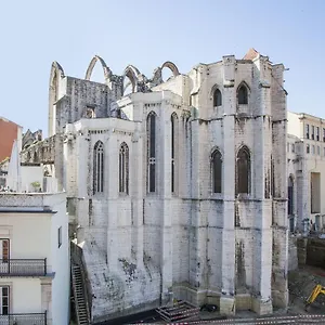 Apartment Carmo Chiado Deluxe, Lisbon