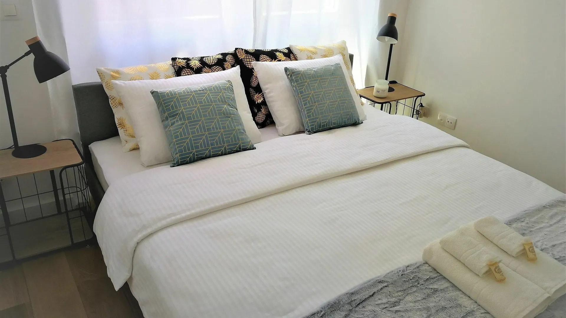 Industrial Lisbon Apartment (Adults Only)
