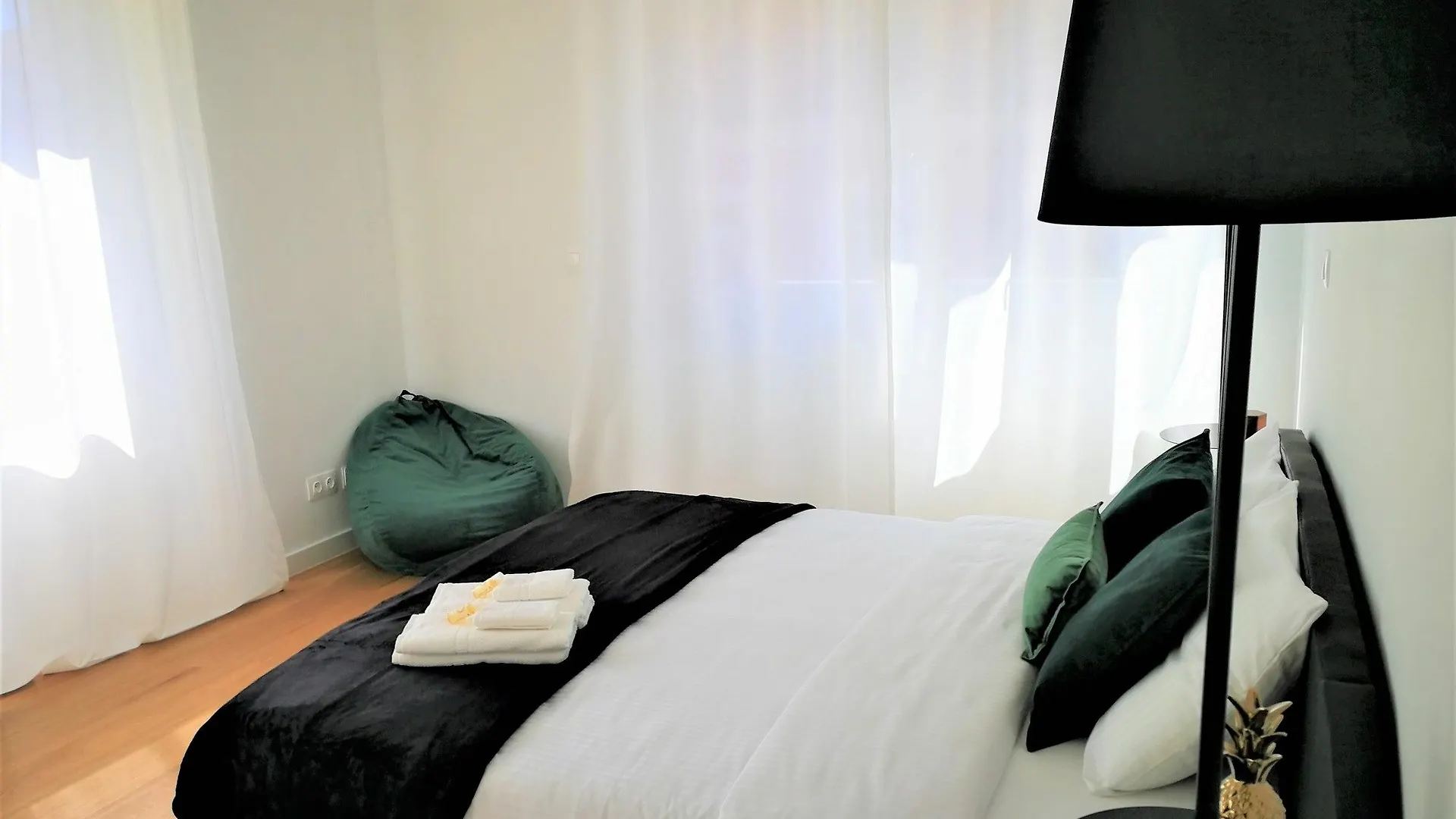 Maison d'hôtes Industrial Lisbon Apartment (Adults Only)