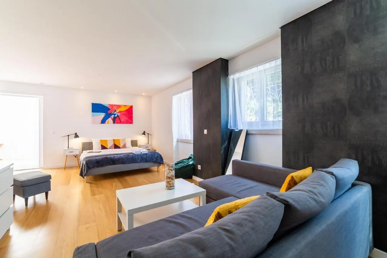 Maison d'hôtes Industrial Lisbon Apartment (Adults Only)